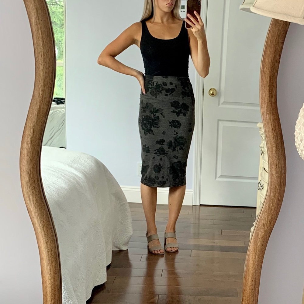 Garage Grey Floral Pattern Midi Skirt